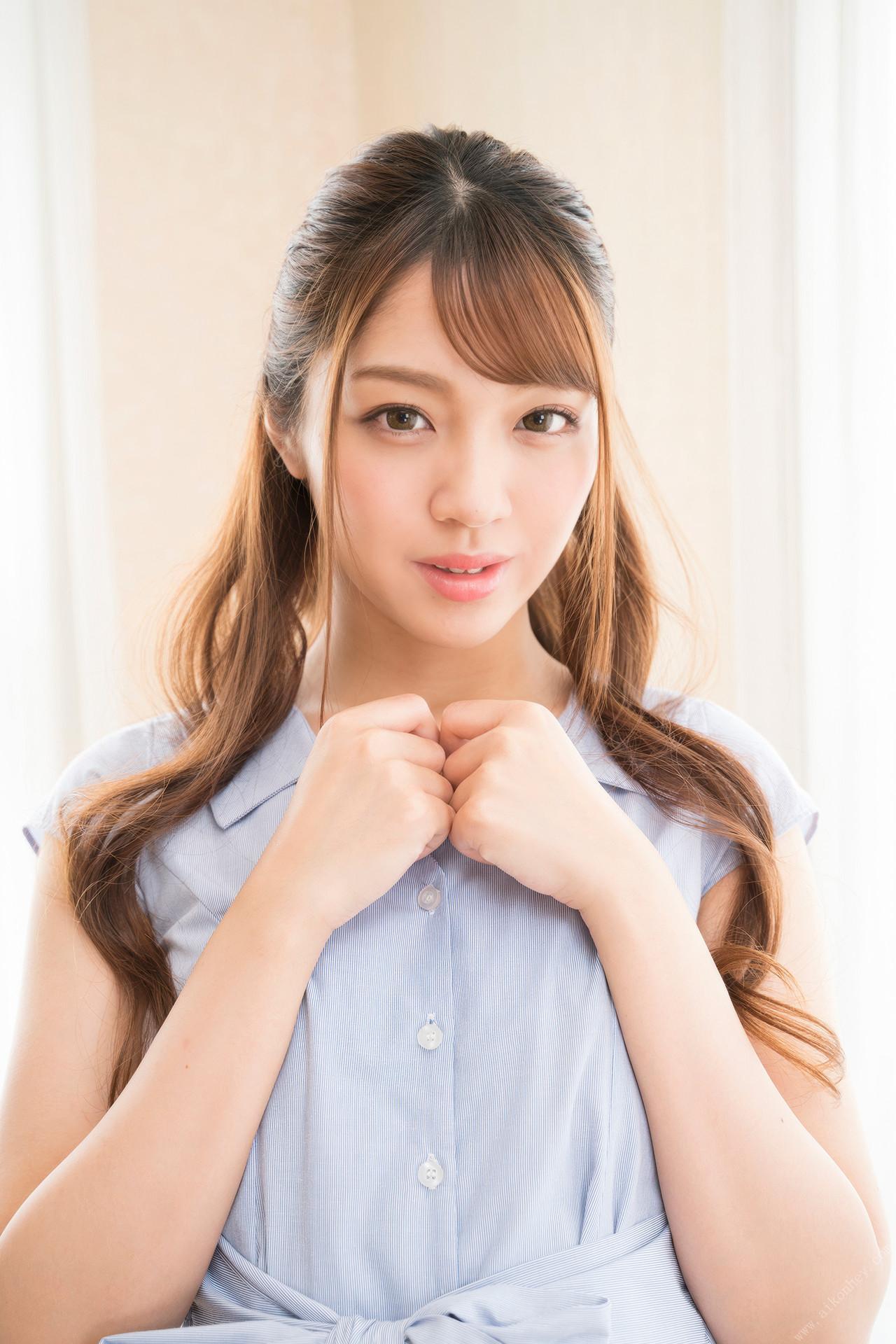Himari Kinoshita 木下ひまり, デジタル写真集 「Shining Beauty」 Set.01(4)