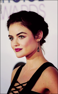 Lucy Hale XoqDgDbC_o