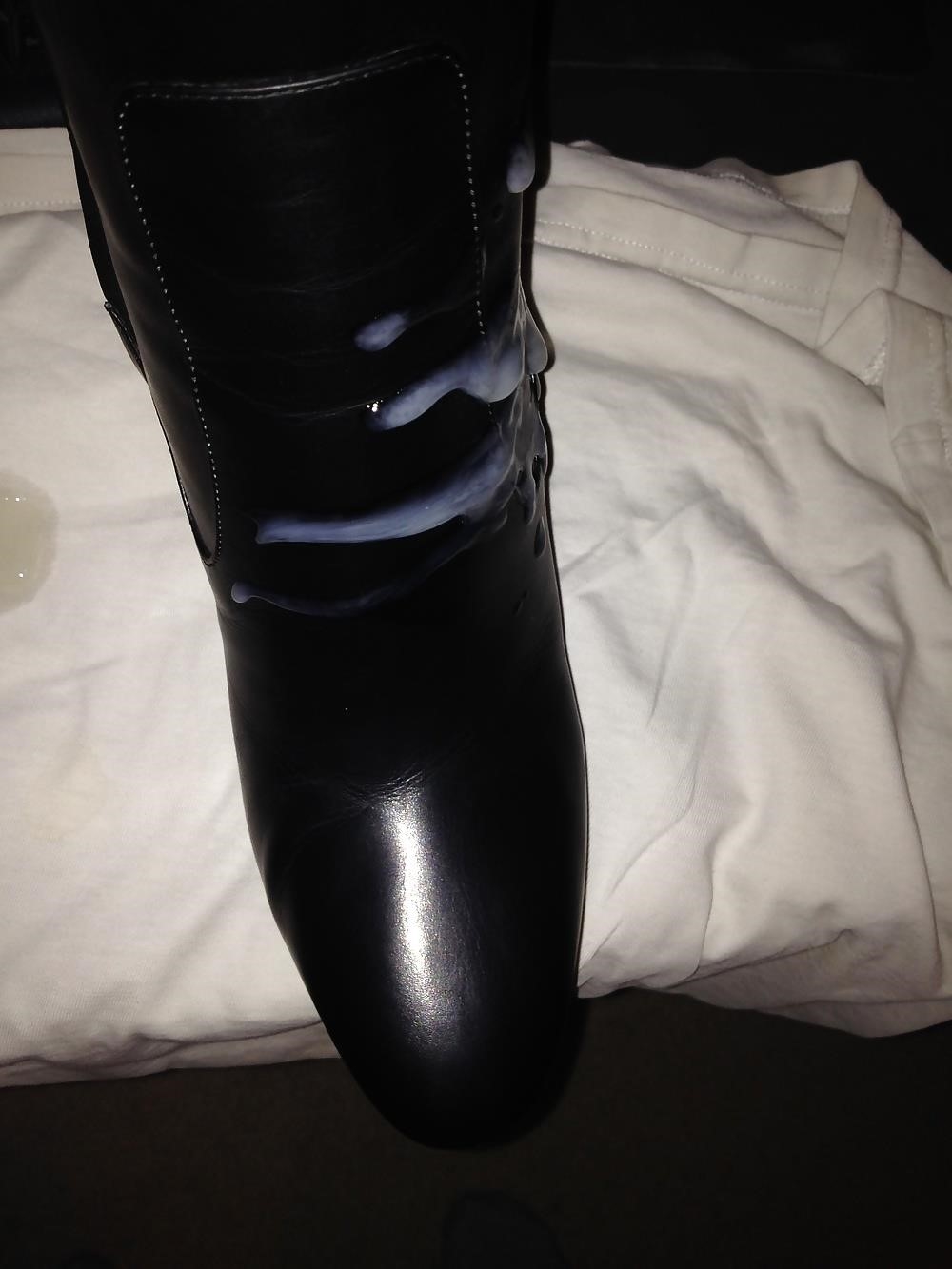 Black burberry rain boots-6133