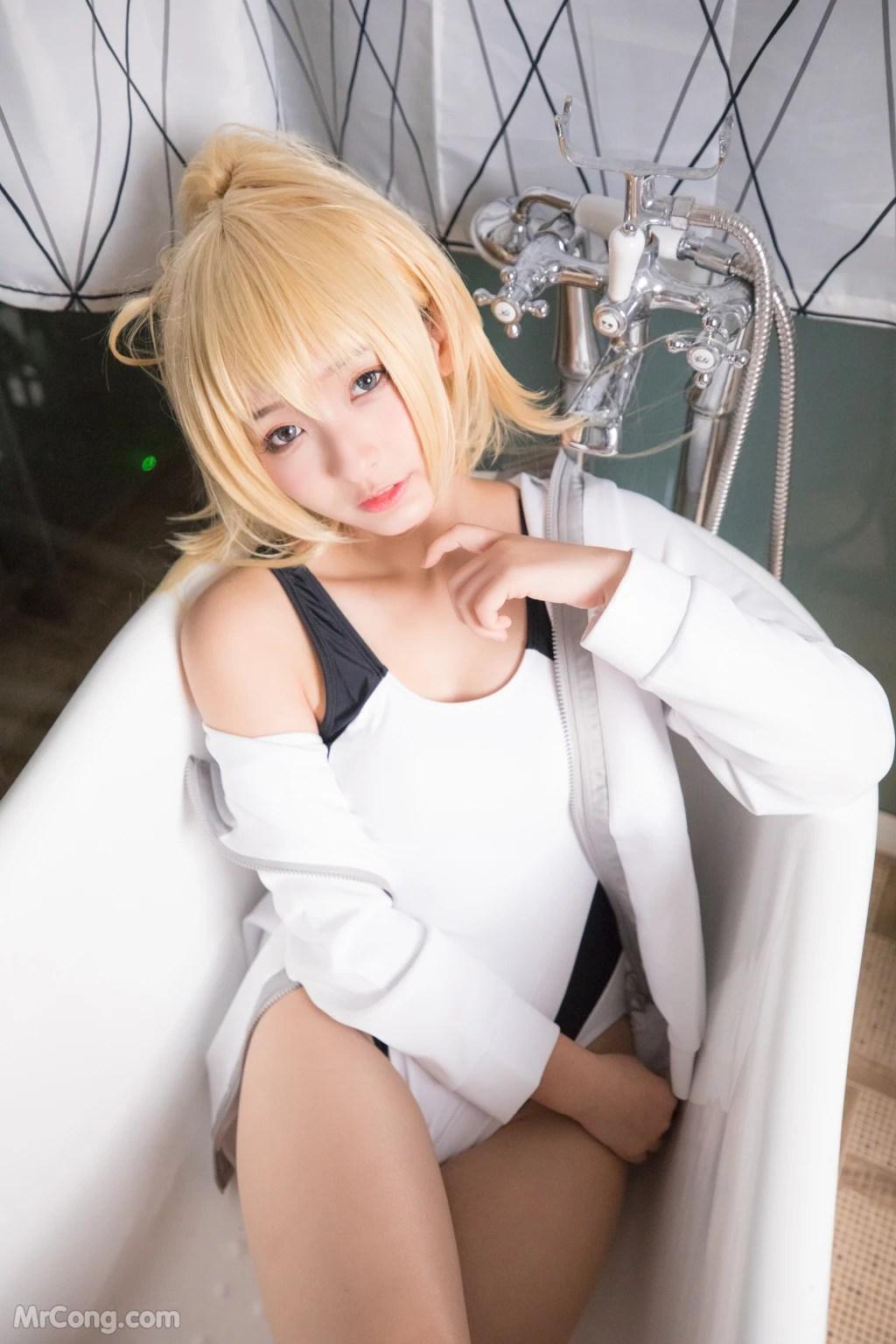 Coser@神楽坂真冬 Vol.036: 电子相册-白贞德《Swimingthedrea》(150 photos)(139)