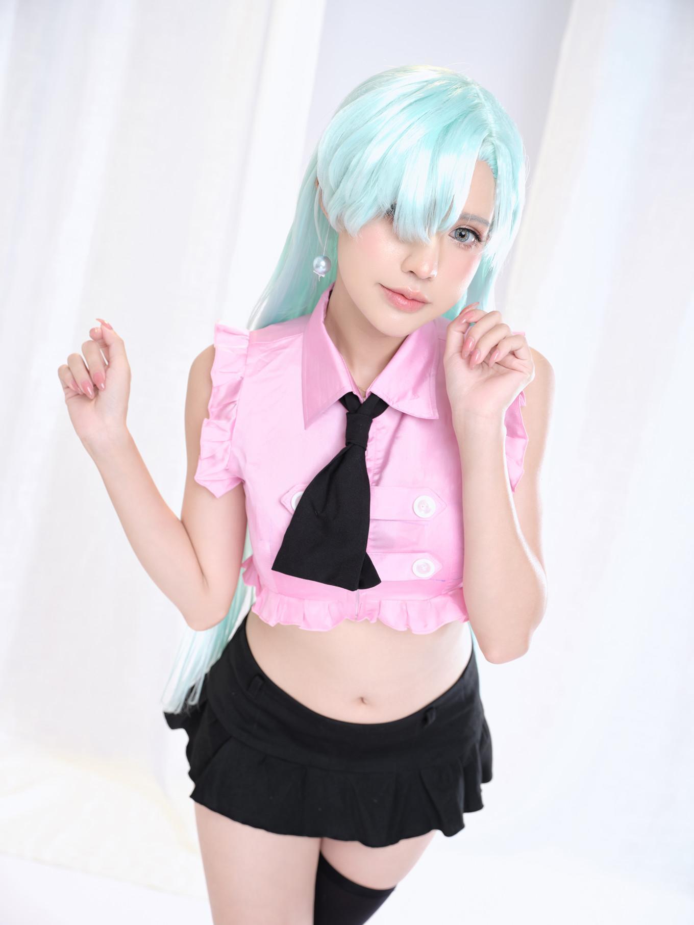 Cosplay PingPing平平 – Elizabeth Liones(2)