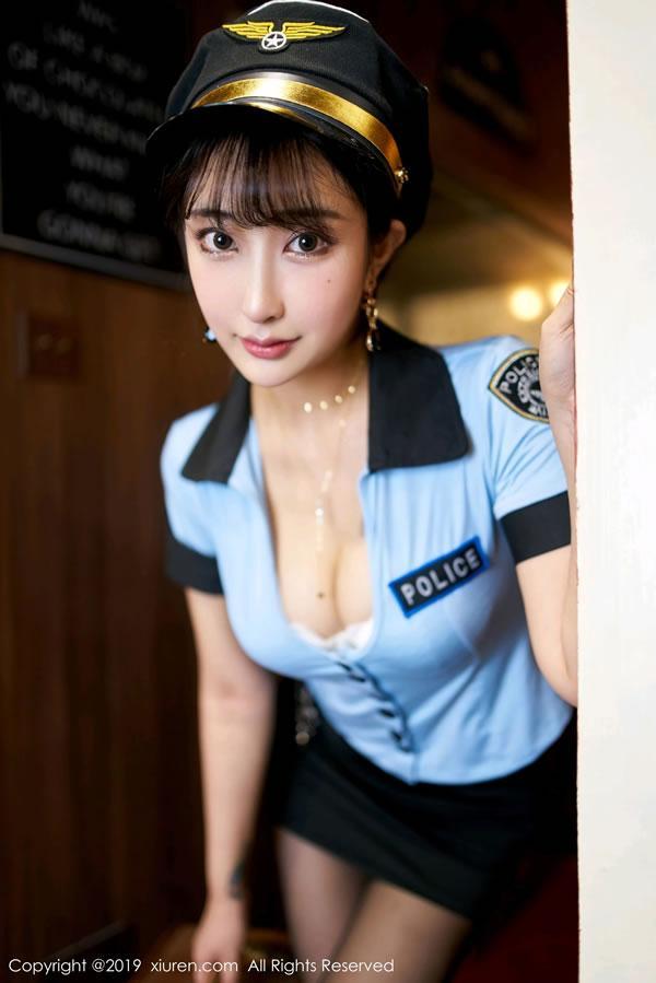 秀人网No.1811林子欣警花制服系列写真(6)