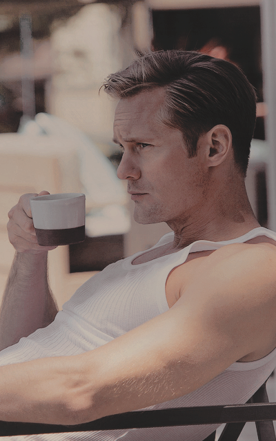 Alexander Skarsgard  - Page 2 IcqtIEYV_o