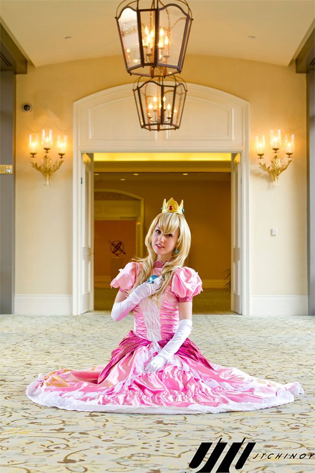 The Best Princess Peach Cosplay