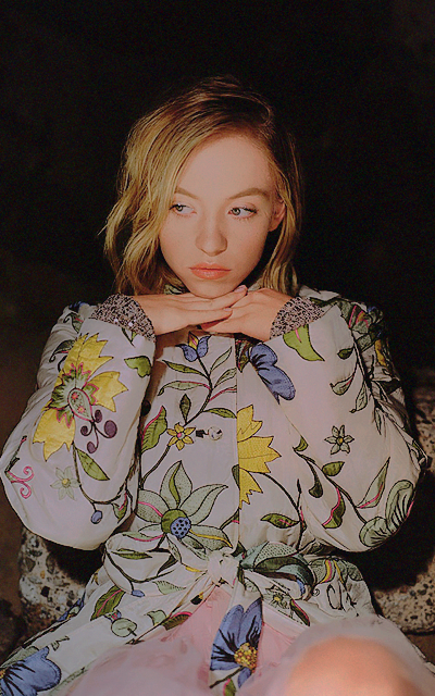 aktorka - Sydney Sweeney - Page 3 UNv2Ryev_o