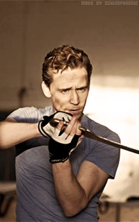 Tom Hiddleston RPlejxOh_o