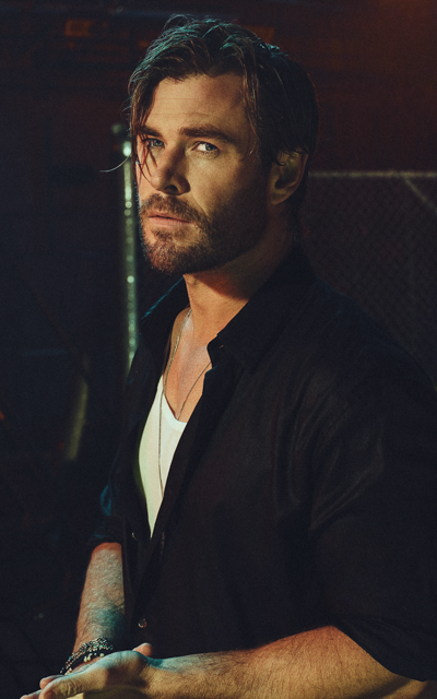 Chris Hemsworth OqydXF3q_o