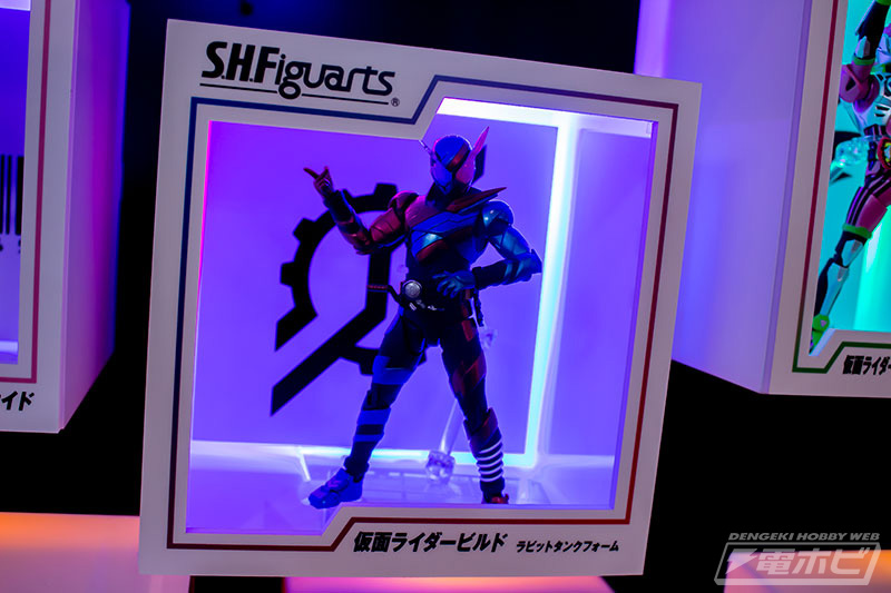 Kamen Rider - S.H. Figuarts (Bandai) - Page 28 KSMFzE1r_o