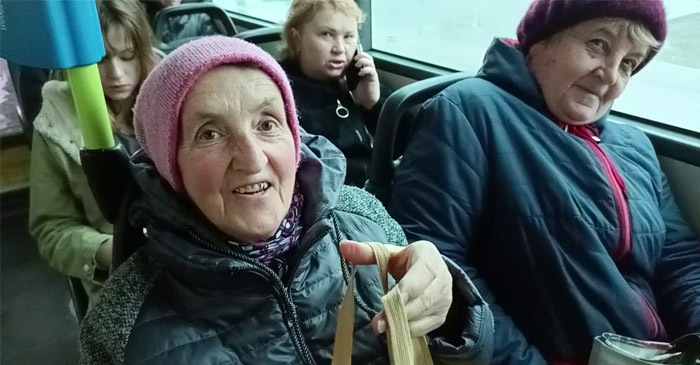 Пенсіонерів у маршрутки пустили, а туалети для водіїв на кінцевих зупинках не зробили Пенсіонерів у маршрутки пустили, а туалети для водіїв на кінцевих зупинках не зробили