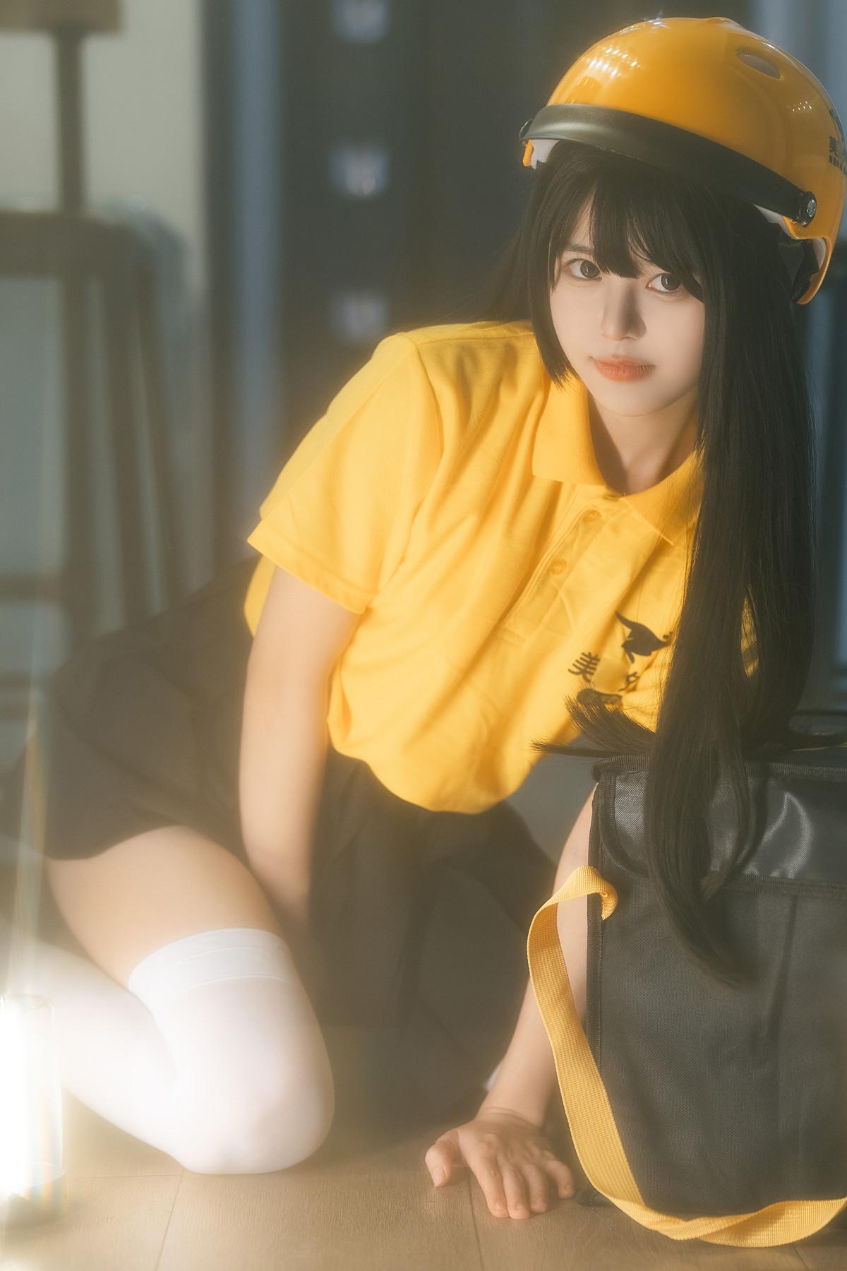 Cosplay Rua阮阮 外卖员 Delivery Girl(19)