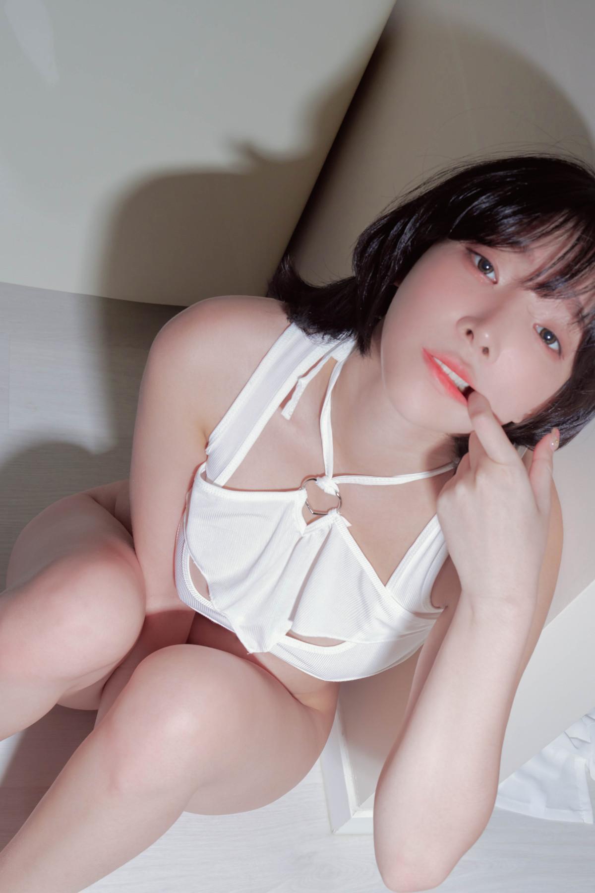 Kang Inkyung 강인경, Photobook “Girlfriend” Set.01(40)