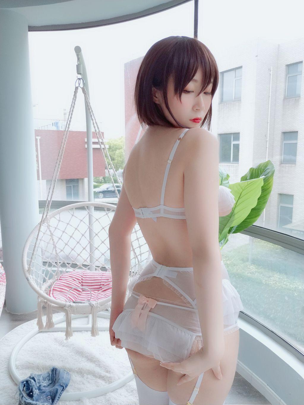 Coser @ 白银 81: 不 后悔 (30 photos)