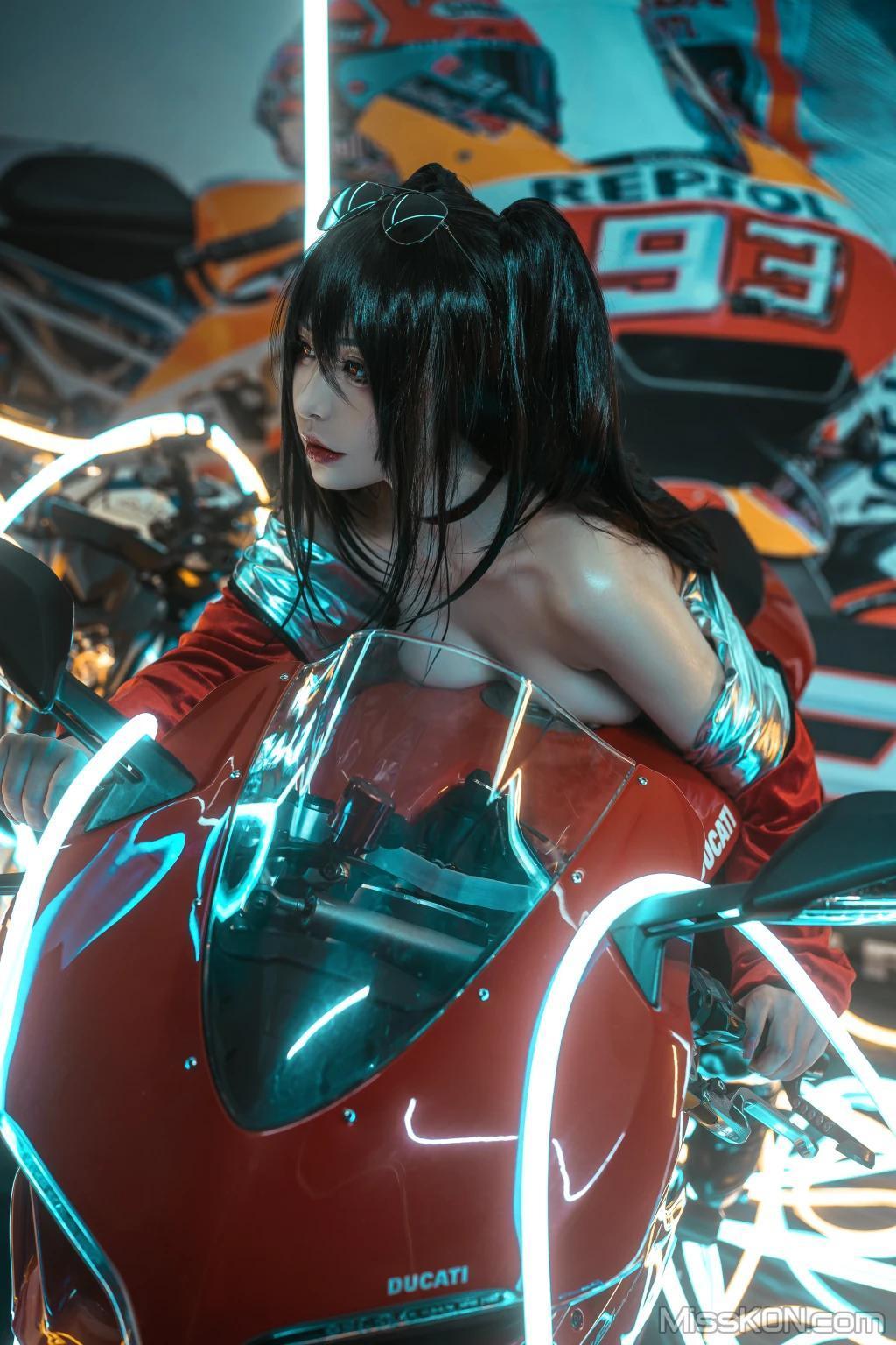 Coser@爆机少女喵小吉 (Nekokoyoshi): 碧蓝航线-大凤 (31 photos )(16)