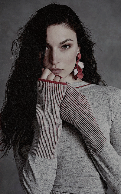 jacquelyn jablonski TWwD2WuL_o