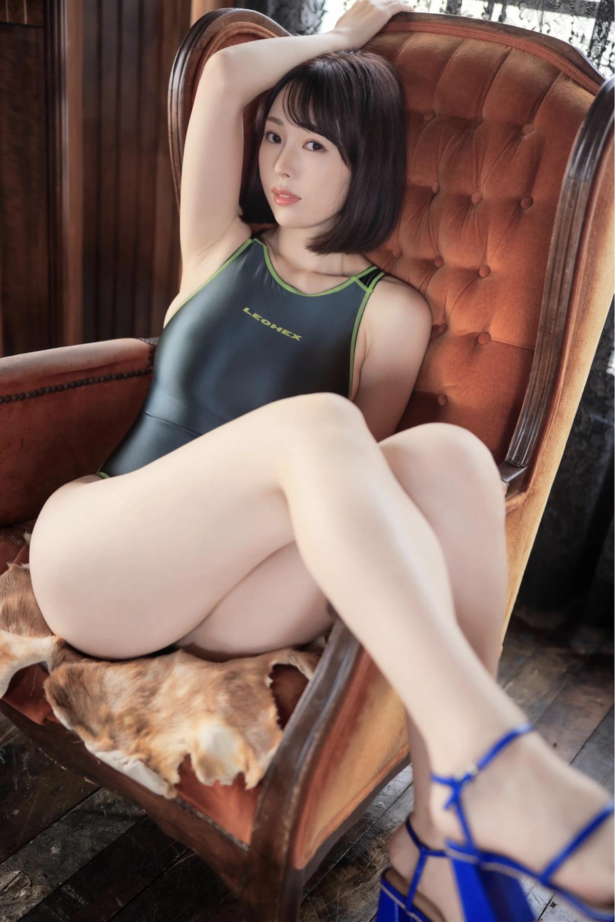 Nanako Mochizuki 望月菜七子, 一般グラビア写真集 Femme Fatale -運命の女- Set.04(5)