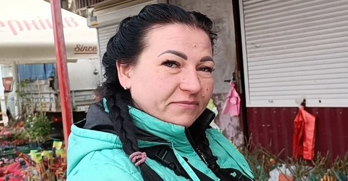На могилах садять спрейки На могилах садять спрейки