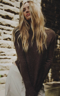 modelka - Candice Swanepoel  EgWBRFSi_o