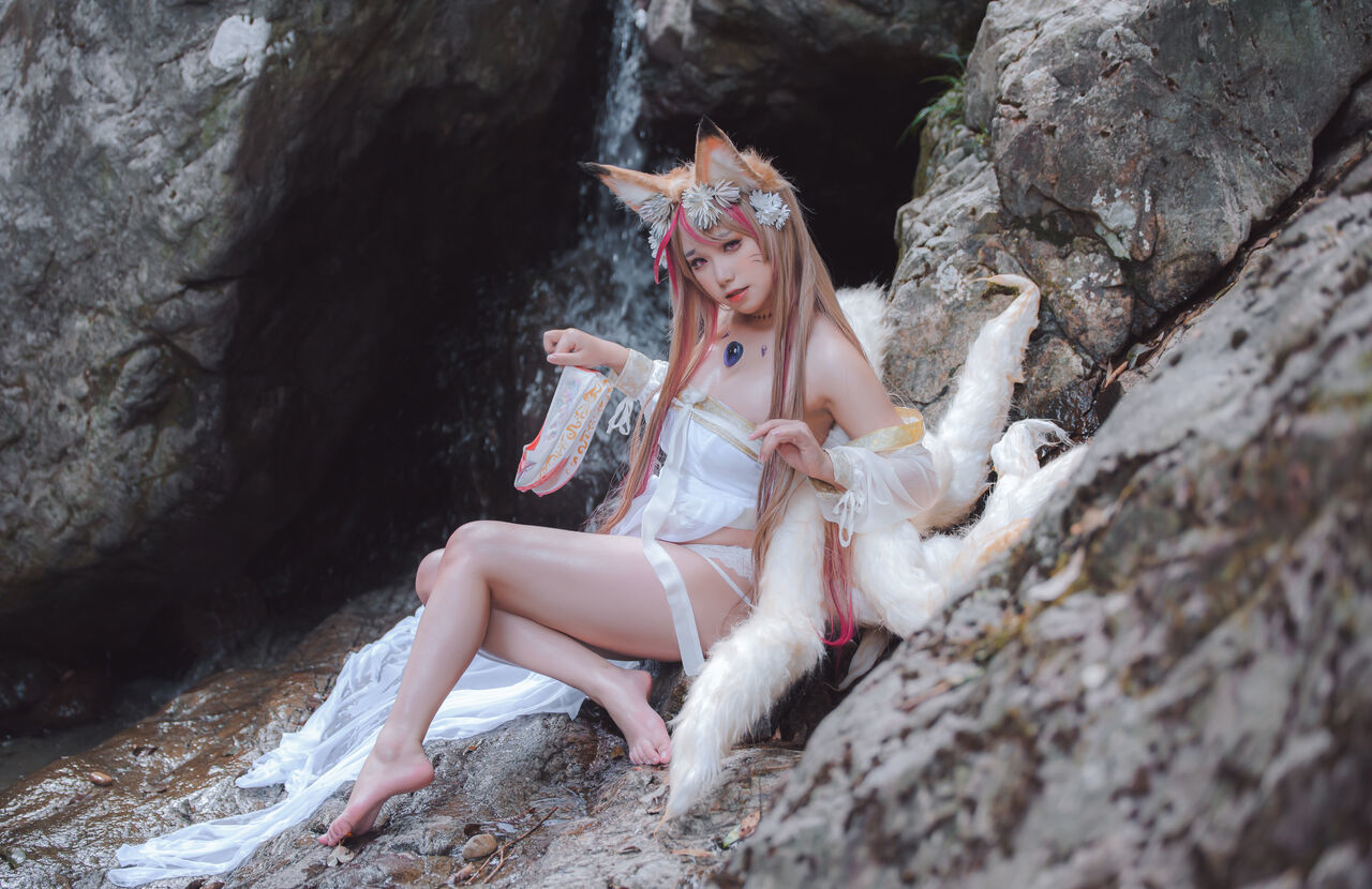 Bambi (밤비) - DJAWA Photo - The Tale of The Nine-Tailed Fox
