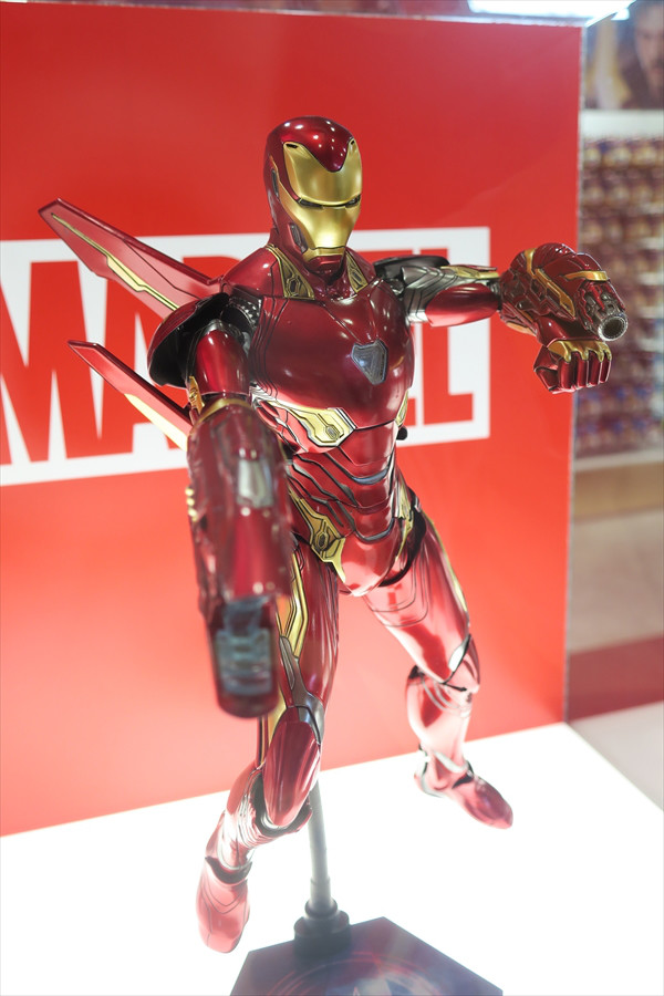 Avengers Exclusive Store by Hot Toys - Toys Sapiens Corner Shop - 23 Avril / 27 Mai 2018 UnKOJ7DR_o