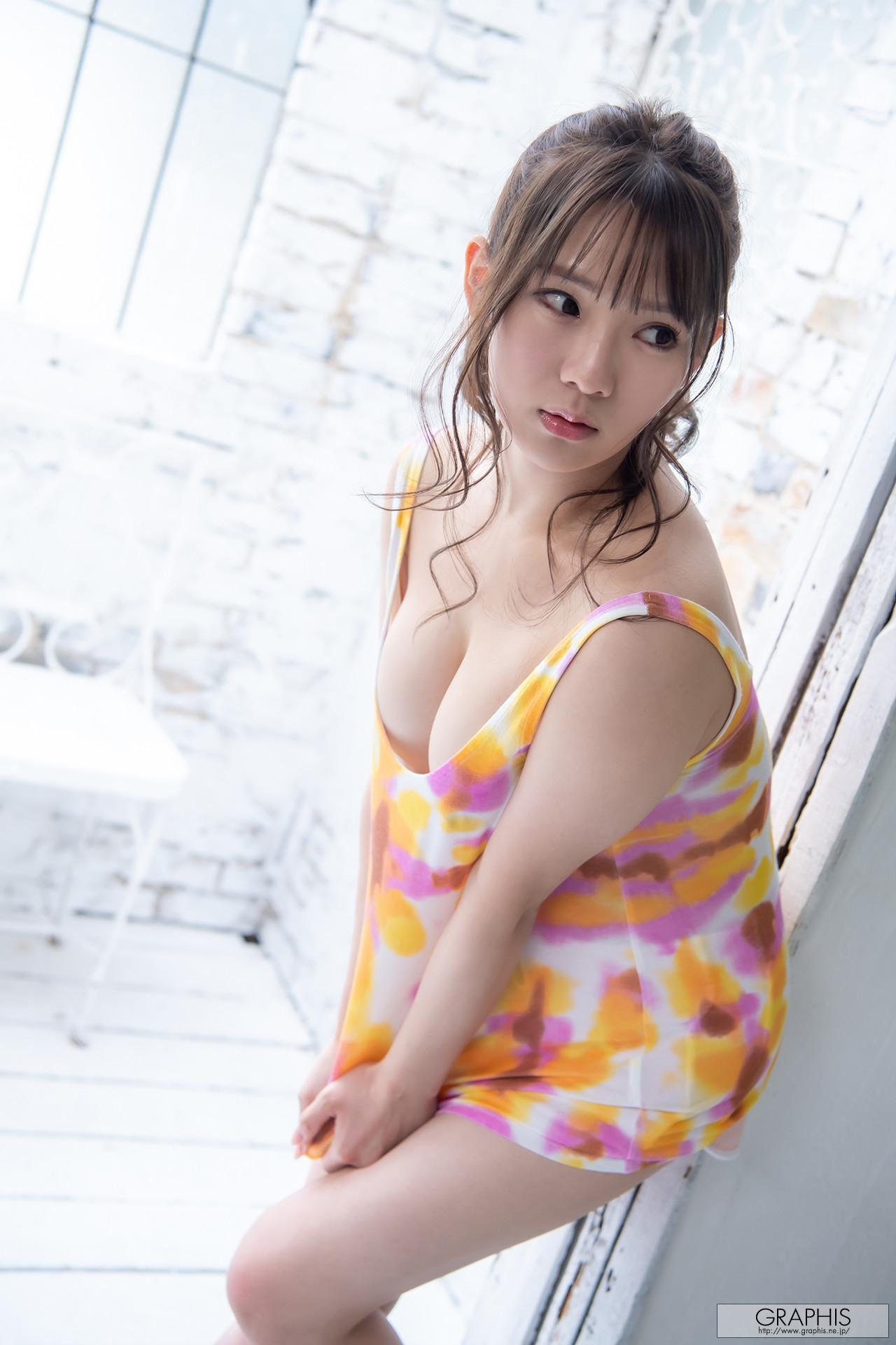 Uta Hayano はやのうた, [Graphis] First Gravure Vol.02(6)