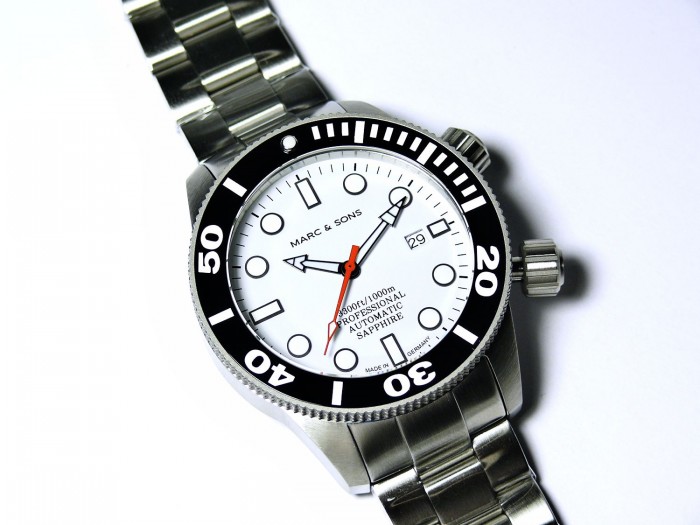 Marc & Sons' new Diver Watch Series Professional 4SCHbw1g_o