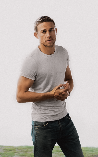 Charlie Hunnam - Page 2 DXte6pVB_o