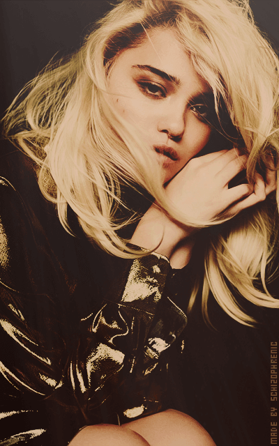 Sky Ferreira O9a8yTn7_o