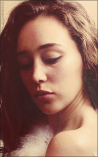 Alycia Debnam-Carey LvHgzCjU_o