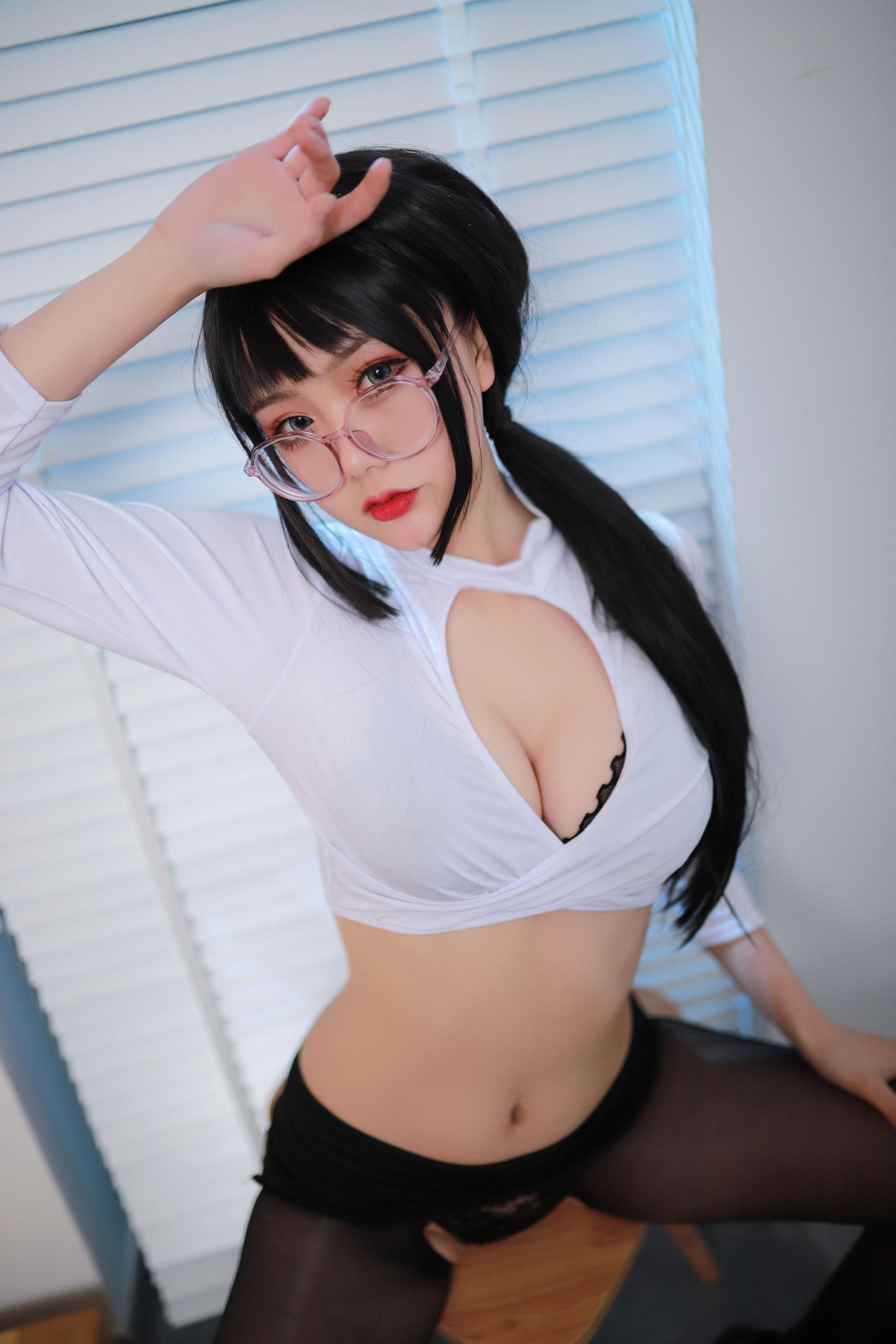 [美女Coser] 您的蛋蛋 《OL黑丝》 写真集(32)