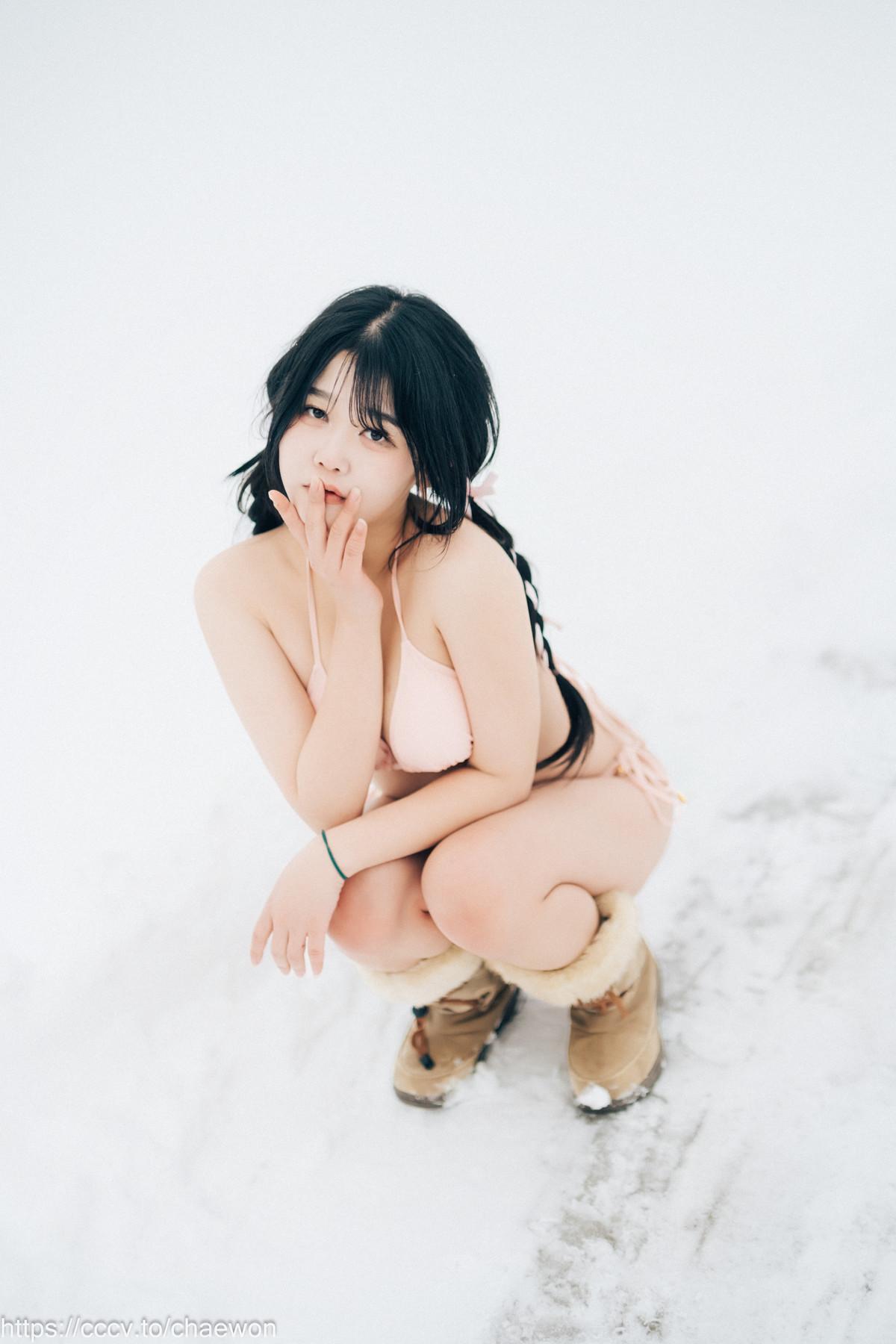 ZIA.Kwon 권지아, [Loozy] Snow Girl Set.02(52)