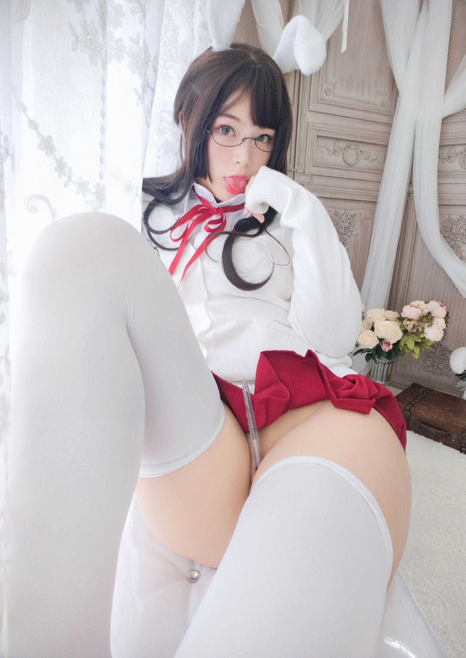 [网红COSER] 萌系小姐姐-白烨- – 发情期 写真集(3)