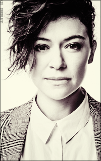 Tatiana Maslany 5iXgz4nZ_o