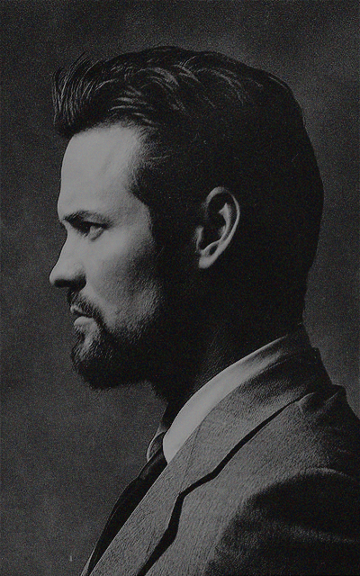 Shane West WW2wDPea_o