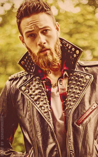 Billy Huxley - Page 2 YdCTm1fH_o