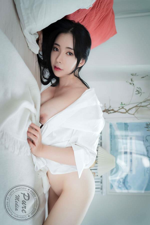 奶味小美女Malrang居家白衬衣无圣光图集(22)