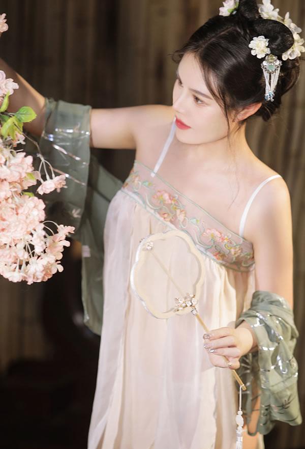 福利姬桃暖酱古风仕女妖娆怀玉(22)