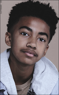 Miles Brown BVqZdtcF_o