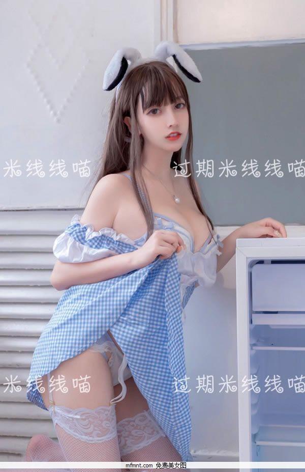 Dytv主播过期米线线SAMA-蓝白女仆装写真(1)