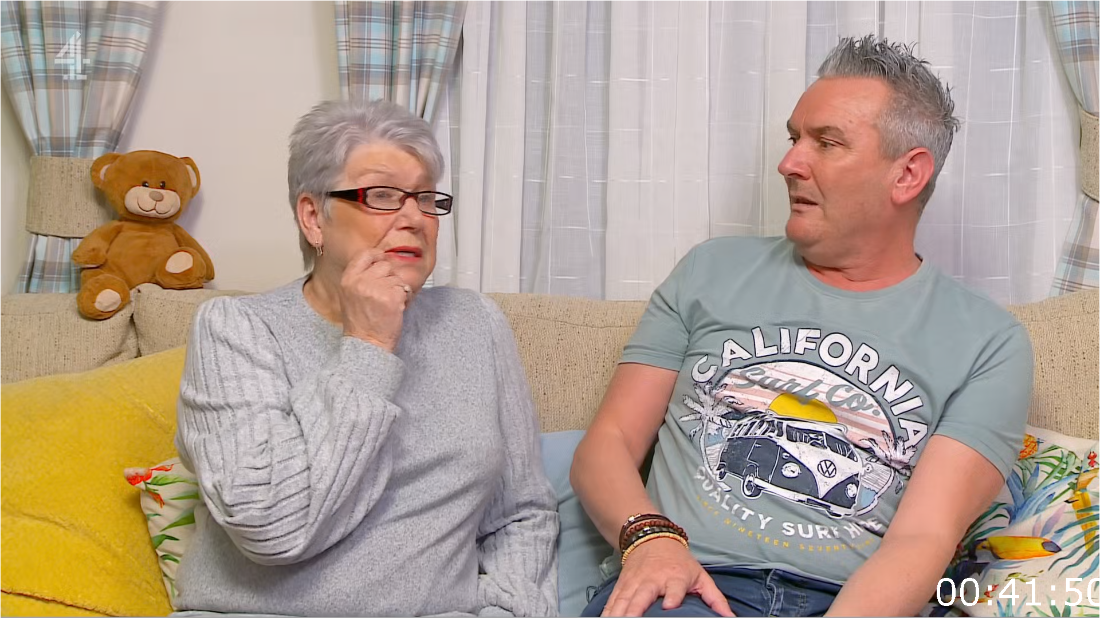 Gogglebox S23E10 [1080p] (x265) YC1rUZww_o