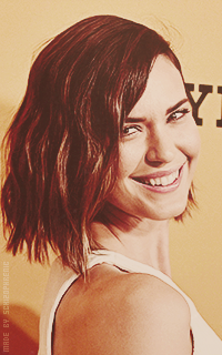 Odette Annable TUhlJYBE_o