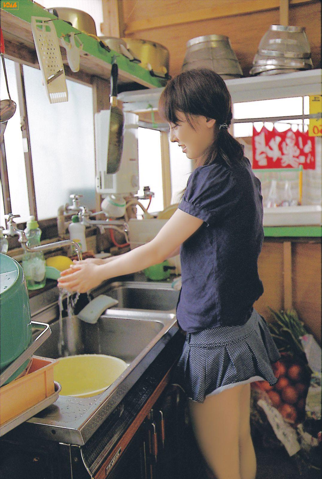 [Bomb.TV] 2006年10月刊 Rina Akiyama 秋山莉奈 写真集(28)