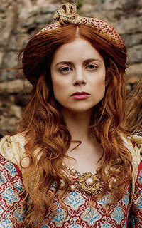 Charlotte Hope XmmjP2h7_o