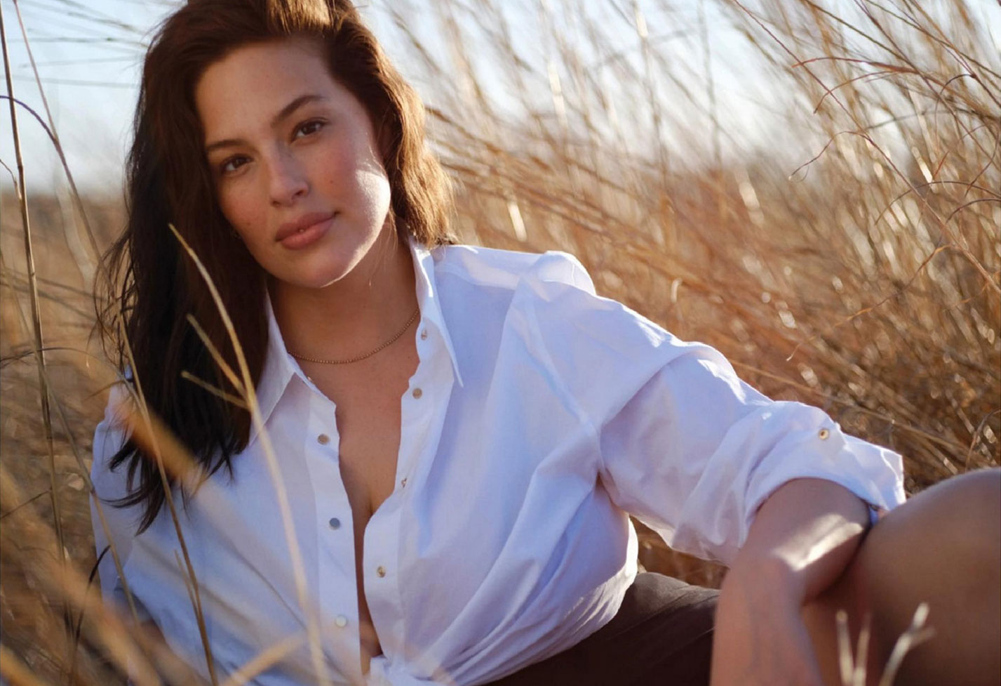 Ashley Graham by Justin Ervin - Harpers Bazaar UK July 2020 плюс-сайз модель Эшли Грэм / фото 09