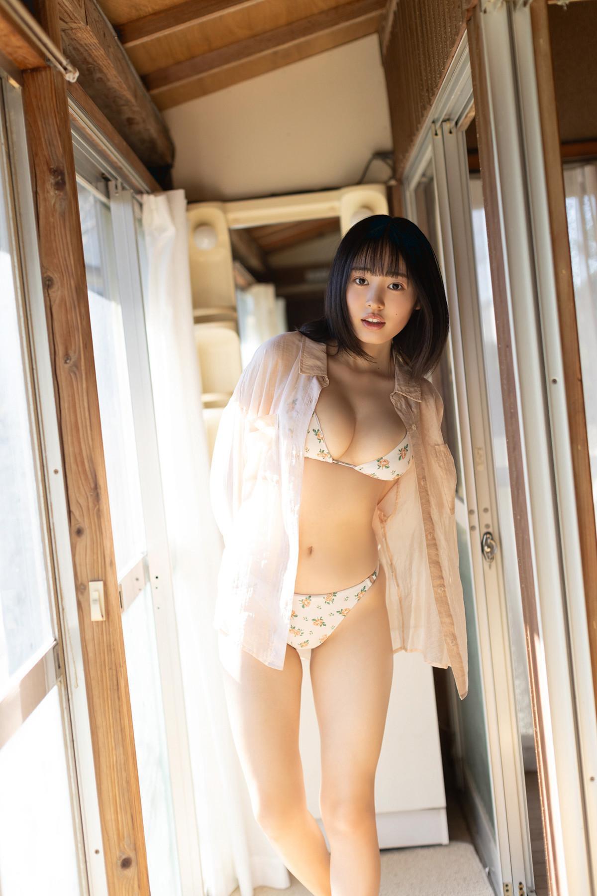 Miu Shirahama 白濱美兎, FRIDAYデジタル写真集 「ぎゅってして ｖｏｌ．２ ちょっとオトナな１００ページ豪華版」 Set.03(7)
