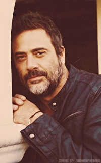 Jeffrey Dean Morgan GBOeW8o6_o