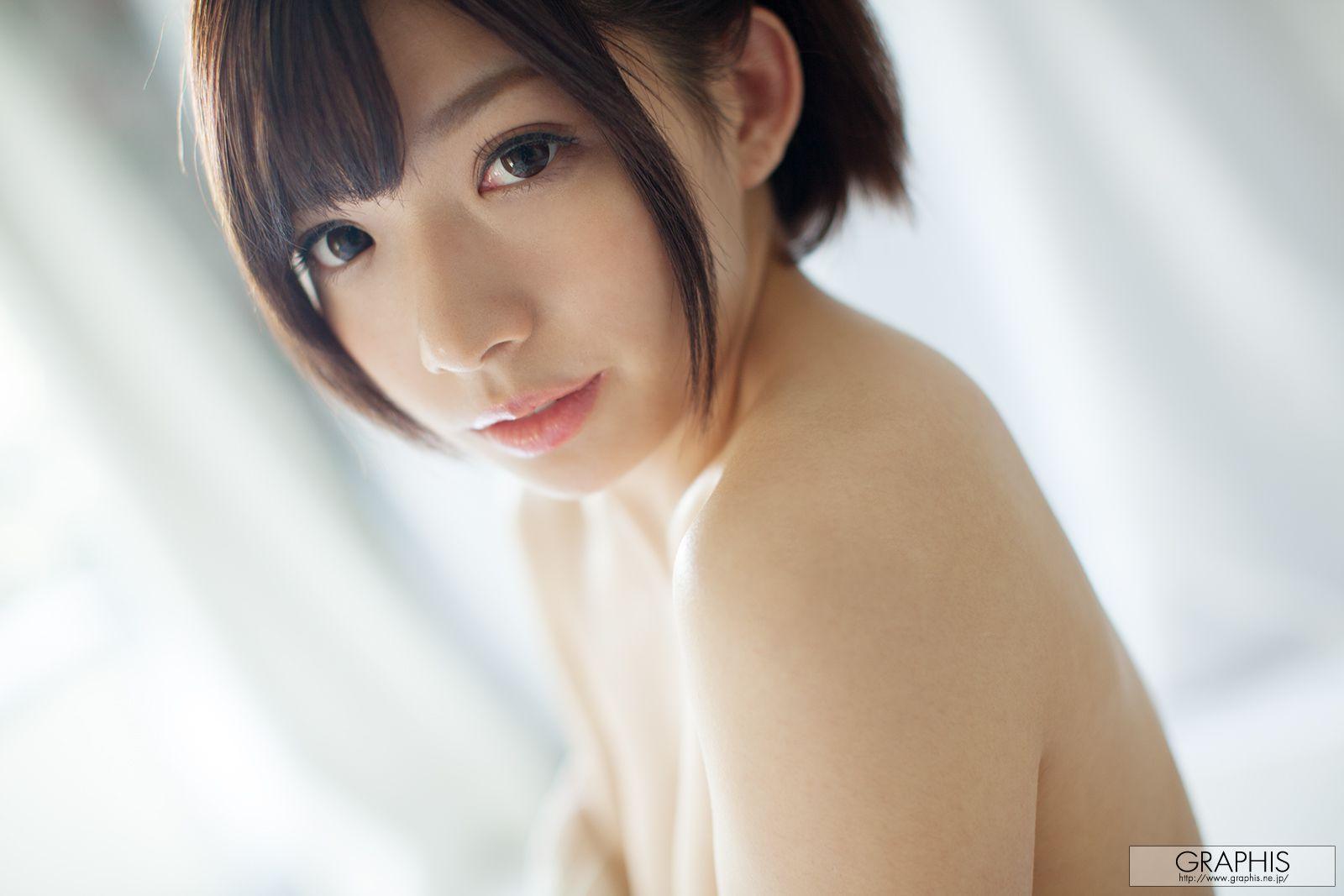 成海うるみ/成海丽(広瀬りりあ) [Graphis] First Gravure 初脱ぎ娘 写真集(19)