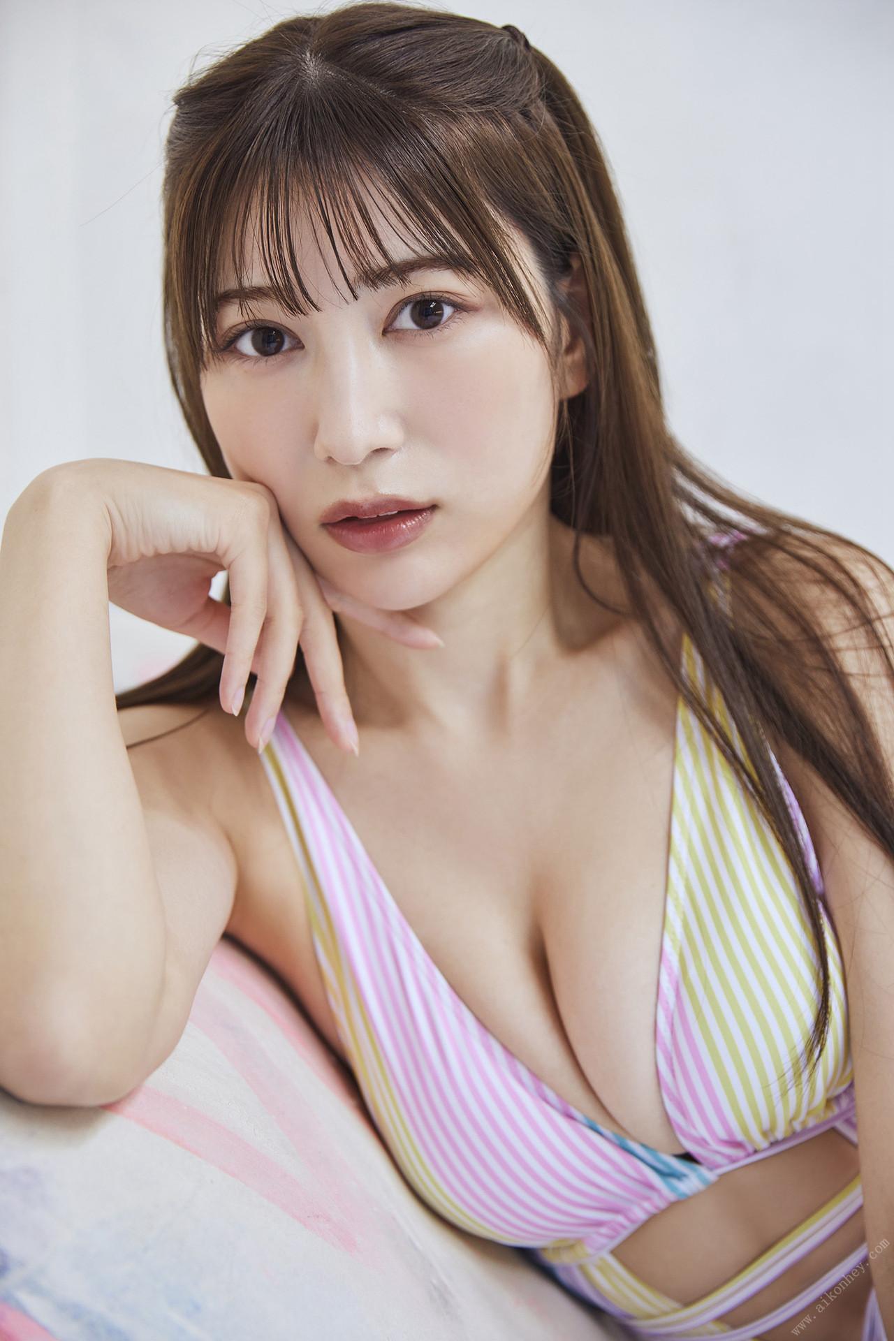 Risa Yukihira 雪平莉左, 漫画アクションデジタル写真集 「Spring Groove」 Set.01(7)