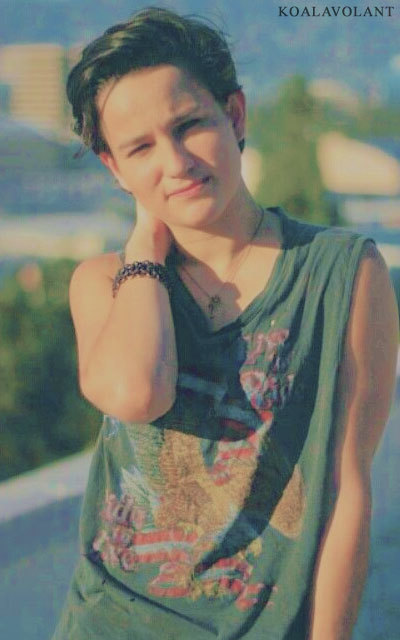 Bex Taylor-Klaus Avatars 200*320