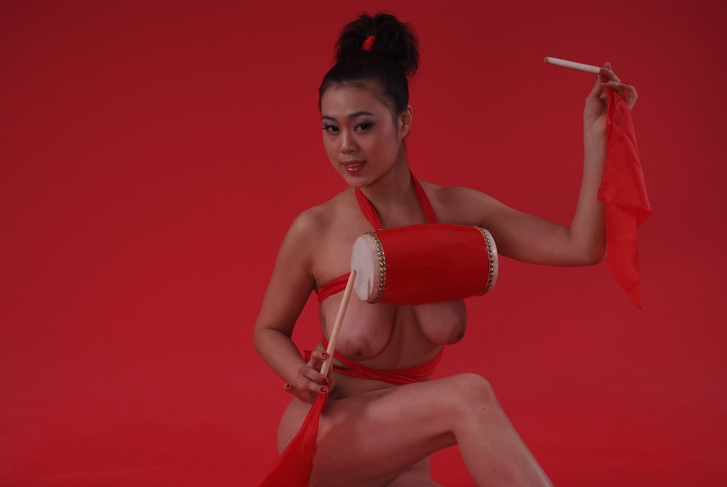国模人体 国模菜叶&杨芳&球球人体私拍套图(140)