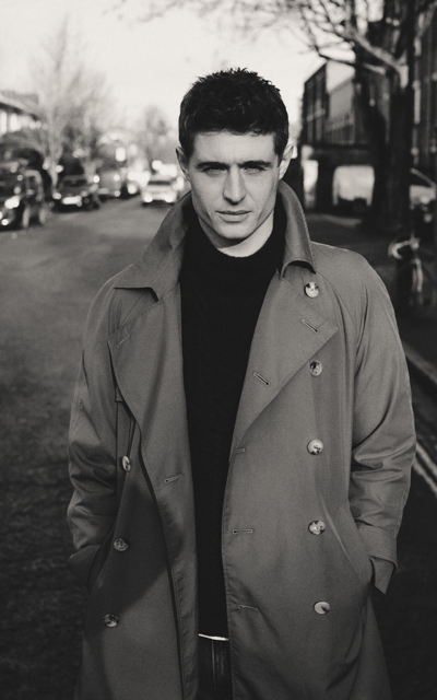 Max Irons 0rwIDXhX_o